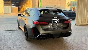 BMW M5 Competition Touring Hybrid Sedan 2025 4.4L 717CV 5 Posti Automatica Guida a Sinistra Trazione Integrale - Product Image 6