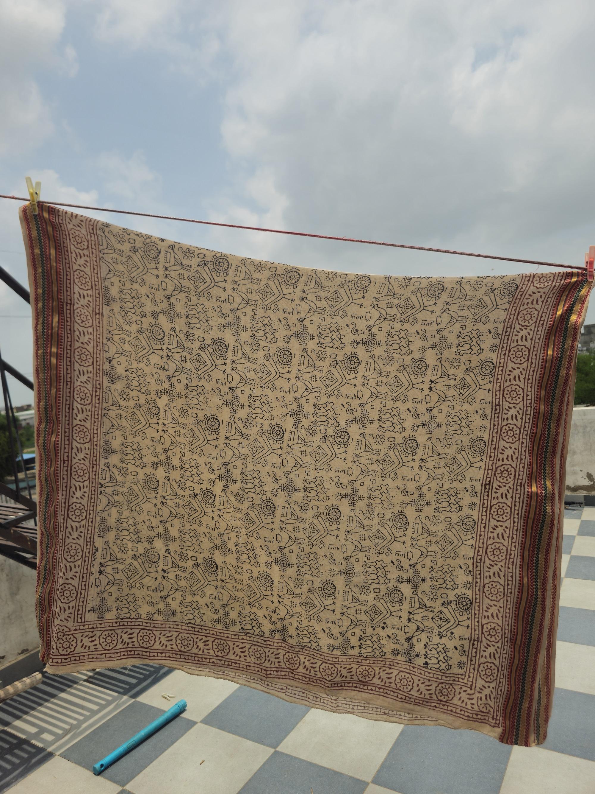 เช่นเดียวกับภาพ