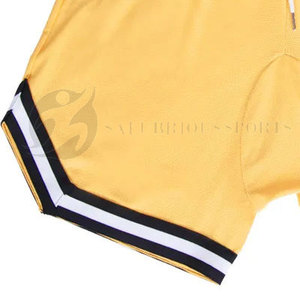 Short d'entraînement de basket-ball en polyester 100% de haute qualité Vêtements d'entraînement respirants avec logo de marque personnalisable - Product Image 5