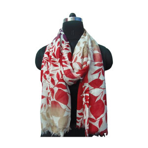 Bufandas con estampado de viscosa de calidad superior más vendidas Diseño cuadrado elegante para adultos para la temporada de invierno Disponible EN LA India - Product Image 4