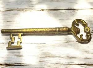 Ouvre-bouteille clé en métal en laiton AK en pièce de luxe finie polonaise au prix de gros pour la vaisselle/ustensiles de cuisine - Product Image 3