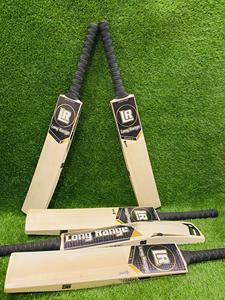 Bâtons de cricket en saule anglais sur mesure, longue portée, qualité supérieure, saule anglais pur, qualité supérieure, bâton de cricket en saule anglais de qualité supérieure - Product Image 2
