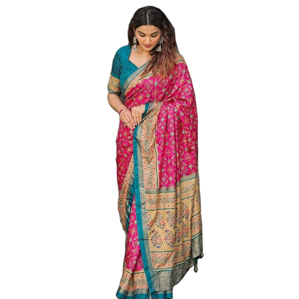 Blocco etnico valutato a buon mercato e animali stampati bellissimo tessuto di cotone e seta bicolore indossare tutti i giorni sari con camicetta