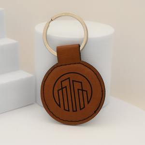 Porte-clés en cuir personnalisé de style vintage durable, porte-clés promotionnel d'entreprise avec forme ovale, initiales gravées - Product Image 3