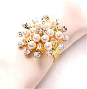 Lot de ronds de serviette en métal doré et cristal - Product Image 2