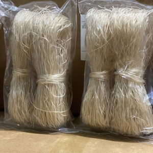 Amidon vietnamien de haute qualité, sans gluten, polyvalent et essentiel pour des recettes saines - Product Image 1