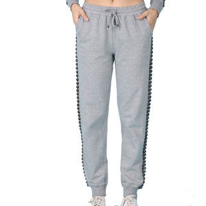 Chándal transpirable ligero para mujer de tendencia superior Top de patrón sólido informal de buena calidad para invierno con logotipo personalizado - Product Image 6