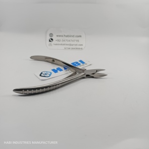 Cortauñas Curvo Esencial para Bebés, Herramienta Manual para Recortar Uñas de Manos y Pies, Previene Uñas Encarnadas, Esencial para la Higiene - Product Image 1