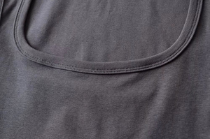 24 colores logotipo personalizado en blanco liso cuello cuadrado profundo costilla ancha elástico sin mangas de las mujeres Tank Top mujeres Crop Top - Product Image 5