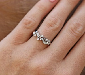 Haute qualité 925 bagues en argent Sterling coupe ronde bijoux en gros 1ct Solitaire femmes anneaux de mariage bypass bagues de fiançailles - Product Image 2