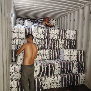 Pañales para bebé listos para exportación en fardos, que ofrecen una textura suave, un ajuste seguro y una secura duradera. Pañales para bebé en fardos. - Product Image 5