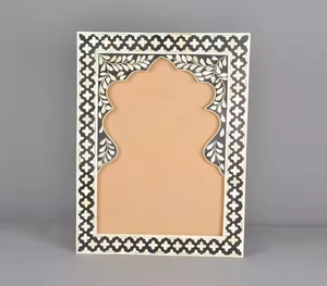 Miroir mural incrusté d'os fabriqué à la main Design floral exquis pour une décoration intérieure élégante par l'artisanat du croissant - Product Image 2