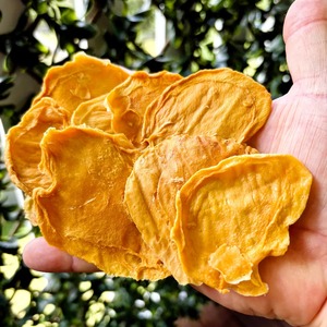 Precio al por mayor de fábrica 100% Natural sin aditivos Mango liofilizado Fruta Dulce crujiente y sabroso Snack - Product Image 4