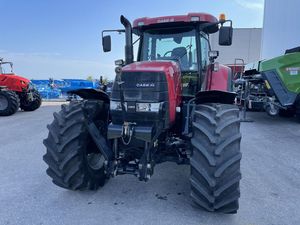 Nuevo diseño de tractor multifunción Massey Ferguson de 160HP color rojo con cabina y motor visible - Product Image 3