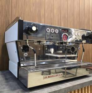 LA MARZOCCO LINEA PB 2 GROUP MACHINE À CAFÉ ESPRESSO NEUVE - Product Image 2