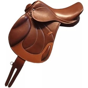 Sillín de salto inglés de contacto cercano de lujo | Elaborado por expertos en cuero genuino de primera calidad para un rendimiento, comodidad y estilo - Product Image 1