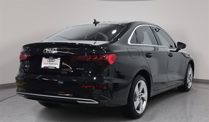 2025 Aud i A3 40 TFSI Plus AWD avec sièges en cuir à direction gauche Taille des pneus R18 - Product Image 5