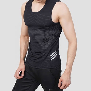 Ropa de gimnasio Ropa Hombres Camisetas sin mangas Logotipo personalizado Algodón Poliéster Color sólido Camiseta sin mangas básica para hombres - Product Image 3