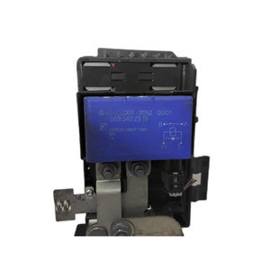 Unità di Controllo Batteria Mercedes Classe A W176 Serie AMG A2465401850 607951 (K9K) Diesel 1461 (13>) - Product Image 2