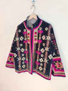 Chaqueta Bordada Suzani Azul Marino, Chaqueta Étnica Hecha a Mano, Chaqueta Floral Suzani, Chaqueta de Terciopelo Puro, Estilo Boho Hippie - Product Image 4