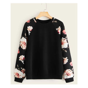 Sweat-shirt à col rond à imprimé floral pour femmes de qualité supérieure avec conception de logo personnalisé Technique de lavage à l'acide pour l'hiver - Product Image 5