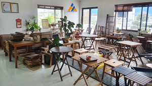 Table basse en bois d'acacia de haute qualité Meilleur prix vendeur Utilisation intérieure extérieure pique-nique Facile à assembler respectueux de l'environnement - Product Image 6