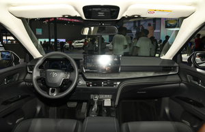 2023 <span class=keywords><strong>Toyota</strong></span> precio más barato <span class=keywords><strong>0</strong></span> <span class=keywords><strong>km</strong></span> <span class=keywords><strong>Toyota</strong></span> coche híbrido con coches de alta velocidad para la venta al por mayor en China coches usados <span class=keywords><strong>toyota</strong></span> - Product Image 5