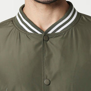 ¡Novedad de 2025! Chaqueta de satén universitaria de invierno personalizada para hombre, transpirable, a prueba de viento, ecológica, cuello levantado, deportes de equipo blanco/azul - Product Image 5