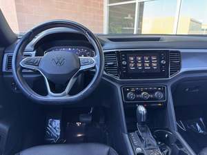 V-Atlas Cross Sport SEL 4Motion SUV/Crossover 2020 USADO EN BUEN ESTADO Y A UN PRECIO ASEQUIBLE - Product Image 2