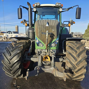 Tractor de Ruedas Fendt 828 Vario Usado, Motor de 230HP, 4WD, para Uso Agrícola, en Venta - Product Image 1