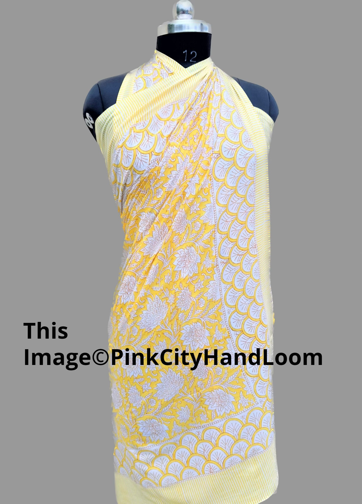 สีเหลือง