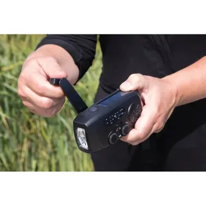 RescueWave, Radio Reciclada, Equipo de Seguridad y Supervivencia Sostenible - Product Image 4
