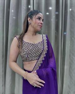 Georgette ออกแบบหนักกับด้ายและลำดับงาน Saree และเสื้อ georgette หนักเย็บกับงานลำดับด้าย - Product Image 4