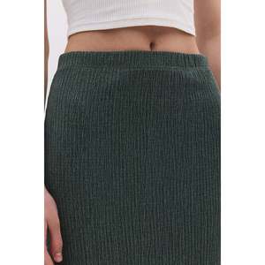 กระโปรงแม็กซี่ลำลองเอวธรรมชาติผ้าโพลีเอสเตอร์เนื้อสัมผัสพิเศษ - Product Image 4