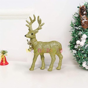 Reno dorado con purpurina, decoración navideña, figura de ciervo de mesa brillante con acento de campana, hecho a mano en la India - Product Image 4