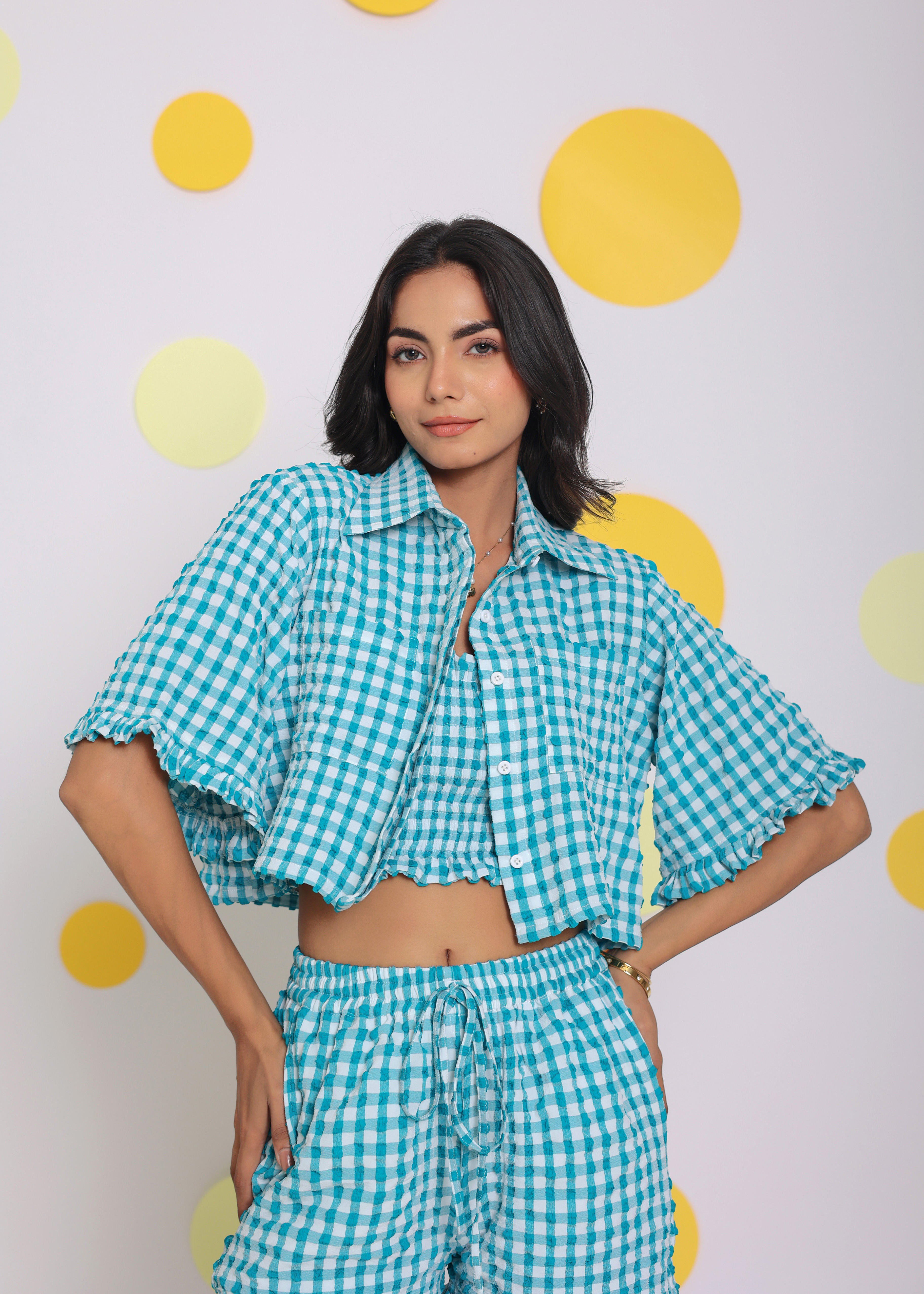 สีขาวและสีเขียวทะเล