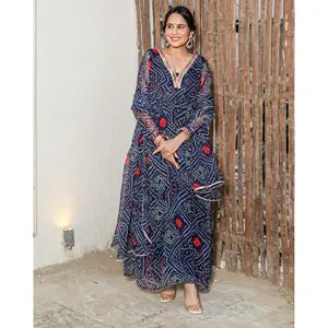 Conjunto de Traje Bandhani Azul para Mujer, con Bordado, Estampado Floral con Volantes, Largo hasta la Rodilla, Elegante, Tradicional, Étnico - Product Image 4
