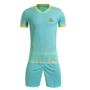 Uniforme de fútbol listo para el partido, material que absorbe el sudor, diseñado para entrenamiento de alta intensidad y comodidad el día del partido. - Product Image 1