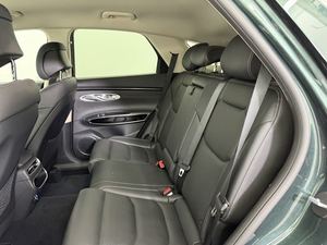 ใช้ lhd/rhd 2022กำเนิด GV70 2.5T AWD แล้ว - Product Image 3