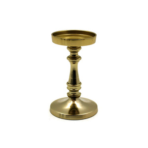 Bougeoir en métal au design moderne, finition dorée pour la maison, éclairage de table de Noël, décoration en vrac personnalisée et faite à la main - Product Image 1