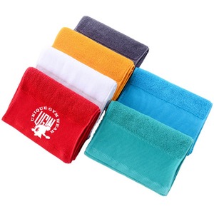 Toalla de gimnasio de microfibra bordada personalizada al por mayor con bolsa toalla deportiva de entrenamiento - Product Image 4