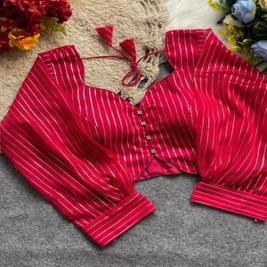 Chemisier moderne chemisier à motif de style col en V peut être utilisé dans le saree et le laheng chemisier dos motif ouvert avec un à la tonalité tasells - Product Image 1