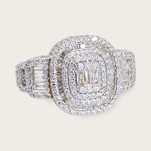 Anillo de compromiso de corte Baguette chapado en oro sólido de 14 quilates con diamante cultivado en laboratorio de lujo para Unisex certificado - Product Image 1