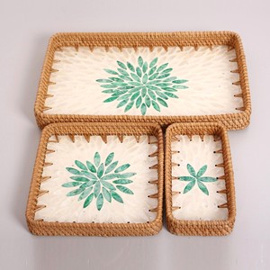 Plateaux de rangement vadrouille en rotin fabriqués à la main plateau à motif de coquillage mosaïque plateau en nacre - Product Image 4