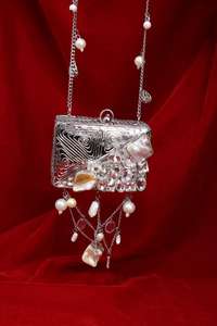 Bolso de Mano Mini de Lujo para Mujer, con Cuentas Metálicas, Decoraciones de Perlas y Diamantes, Correa Cruzada para el Hombro, Portátil - Product Image 4