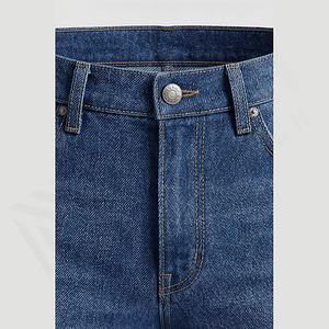 กางเกงยีนส์เดนิมผู้ชายสไตล์ฮิปฮอปสุดฮิต ทรงตรง ผ้าฝ้าย 100% แฟชั่นฤดูใบไม้ร่วงและฤดูหนาว ดีไซน์ขาดๆ พร้อมโลโก้ แห้งเร็ว - Product Image 4