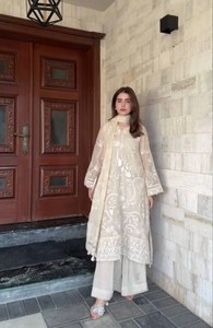 Ensemble Kurta Palazzo pour femmes en faux georgette lourdement brodé avec dupatta, tenue ethnique de créateur pour les occasions spéciales - Product Image 5