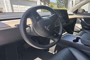 Modèle 3 Coupé Turbo Longue Portée AWD 2023, faible kilométrage, boîte automatique, conduite à gauche, état essence/électrique - Product Image 4