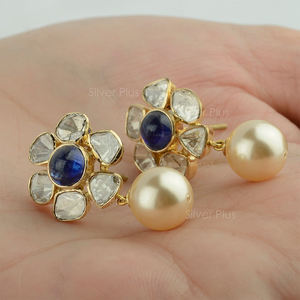 Pendientes de perlas de zafiro azul con diamantes naturales Pendientes hechos a mano de oro macizo de 18 quilates a la venta Producible en 10K/14K - Product Image 5