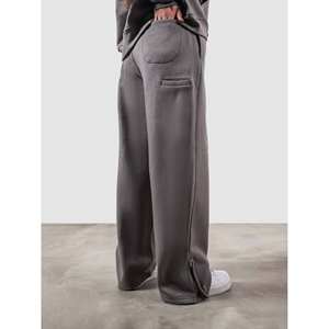 Sudadera Deportiva Gris Granito con Característica Transpirable - Product Image 1